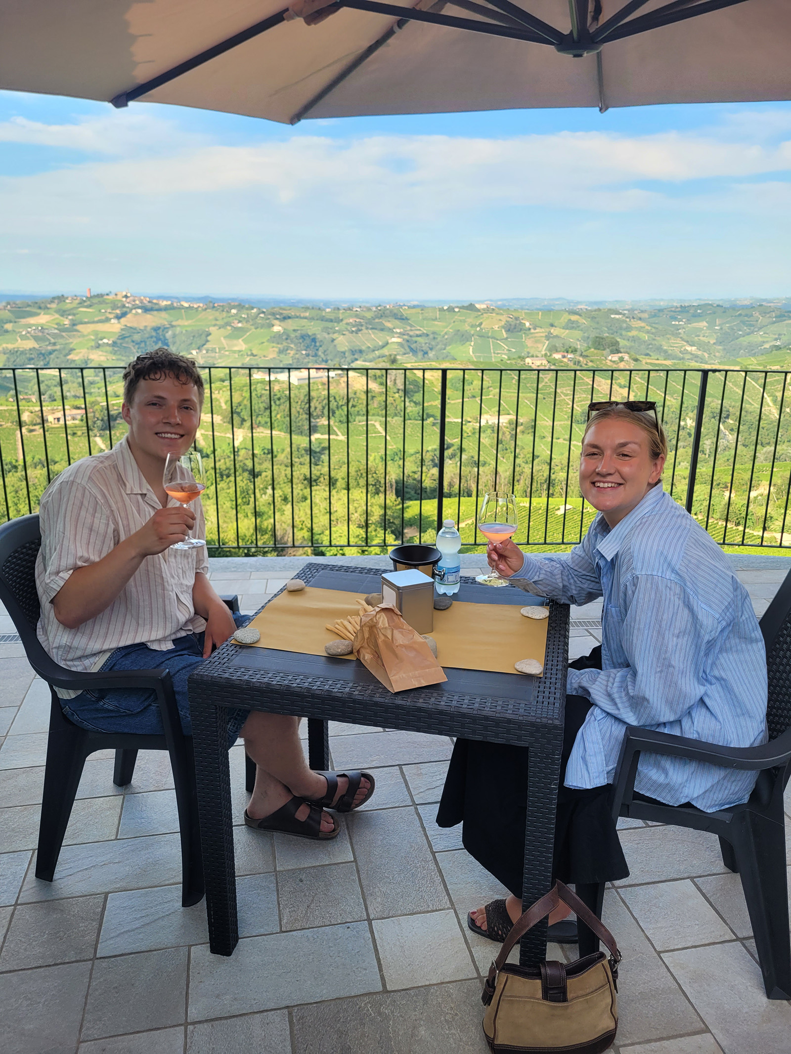 Con l'arrivo della primavera ripartiamo con le visite e degustazioni in terrazza